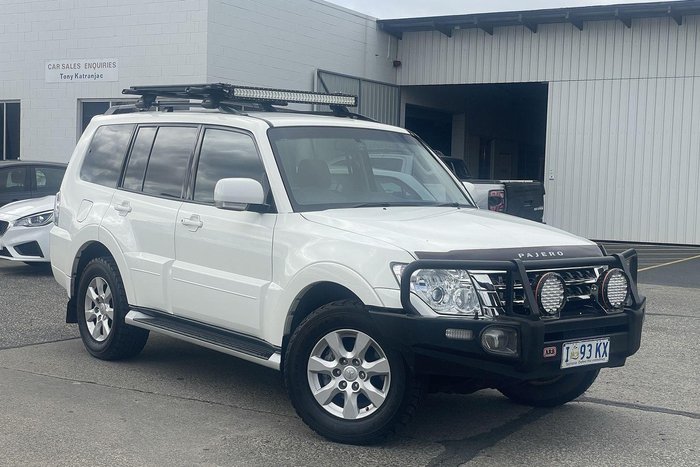 2019 Mitsubishi Pajero