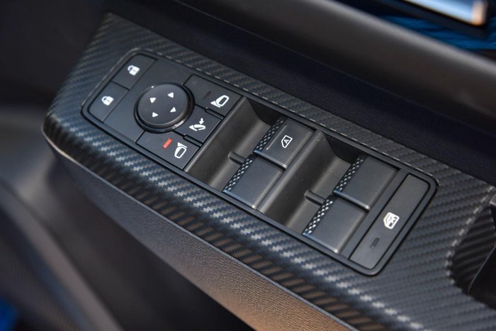 2025 Mitsubishi Triton GLS