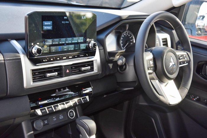 2025 Mitsubishi Triton GLS