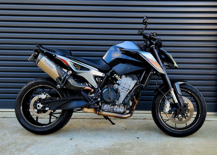 2018 KTM 790 Duke Duke Grey