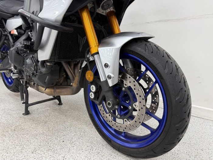 2024 YAMAHA TRACER 9 GT+ (MT09TRASP2) Silver