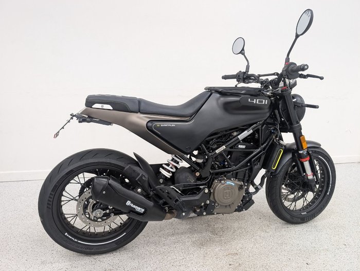 2022 HUSQVARNA SVARTPILEN 401 Black