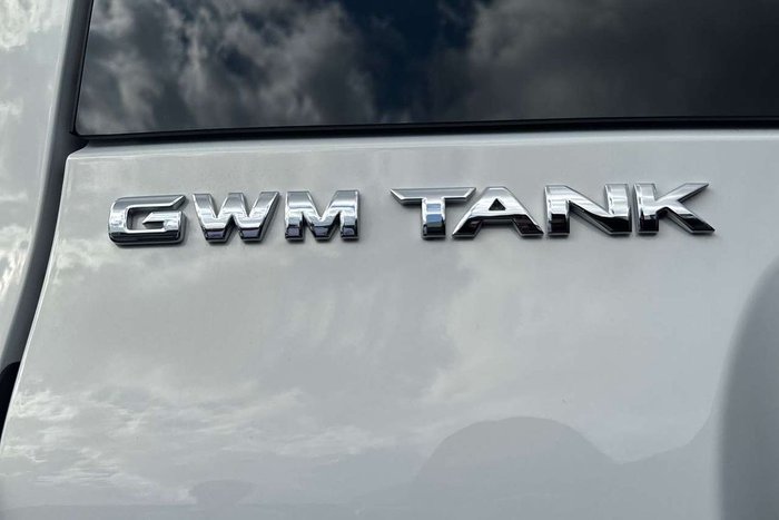 2025 GWM Tank 300 Pearl White (9F01)