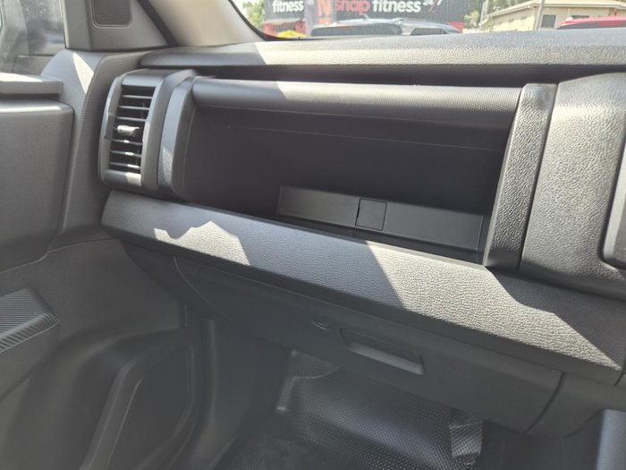 2025 Mitsubishi Triton GLX+