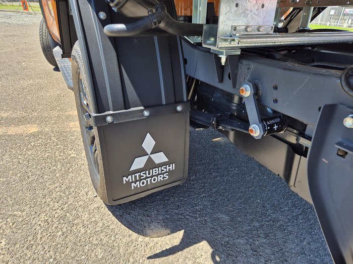 2025 Mitsubishi Triton GLS