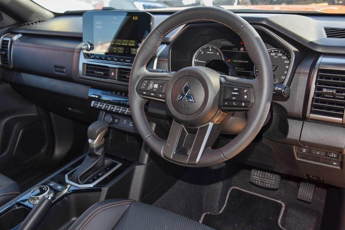 2025 Mitsubishi Triton GLS