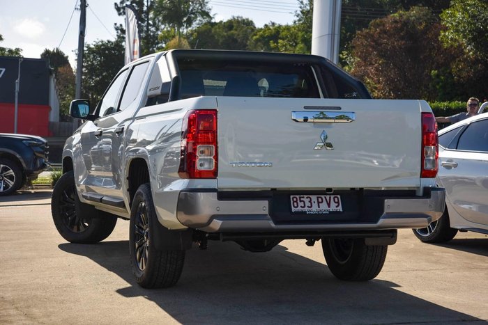 2025 Mitsubishi Triton GLX-R