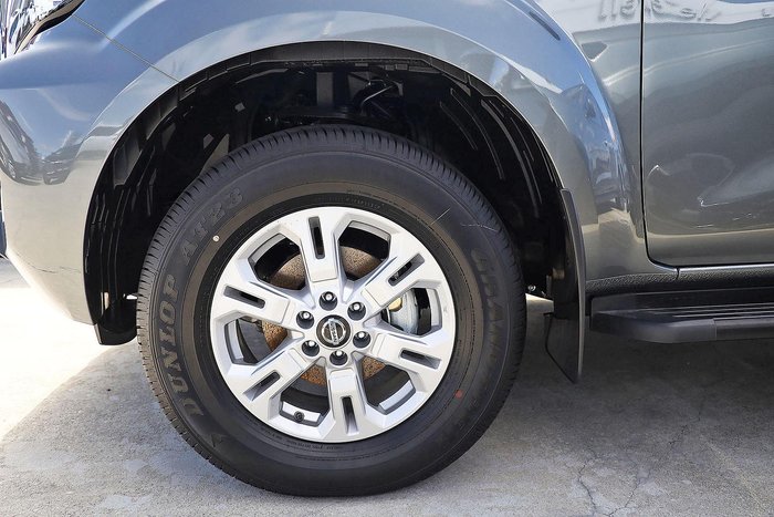 2025 Nissan Navara ST