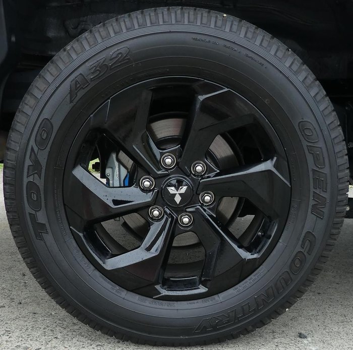 2025 Mitsubishi Pajero Sport GSR