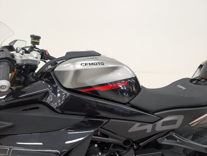 2025 CFMOTO 2025 Cf Moto 450CC 450 SR Black