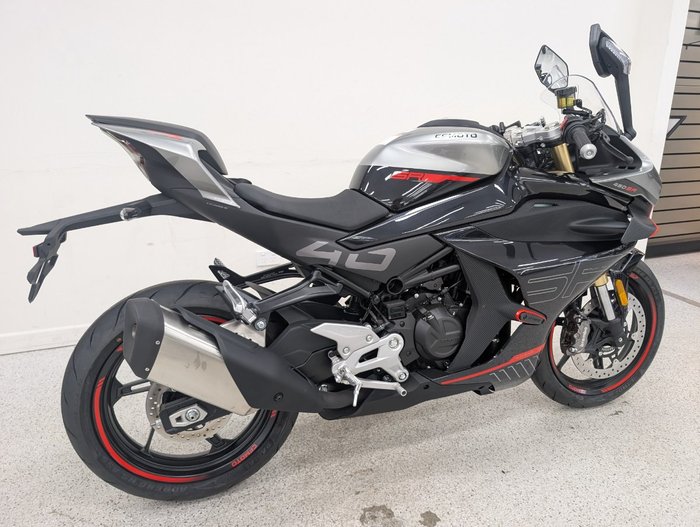 2025 CFMOTO 2025 Cf Moto 450CC 450 SR Black