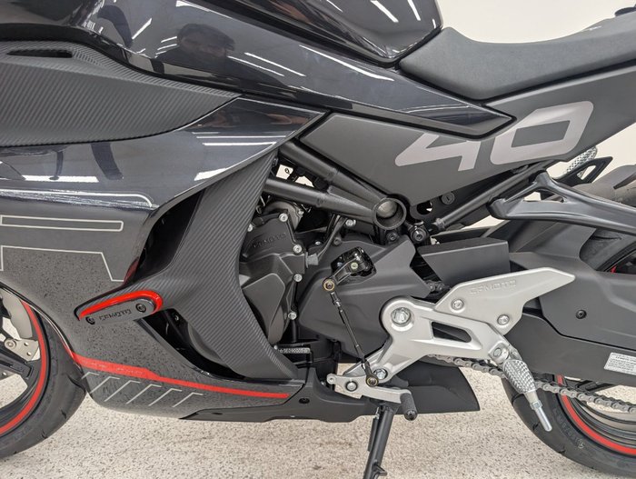 2025 CFMOTO 2025 Cf Moto 450CC 450 SR Black