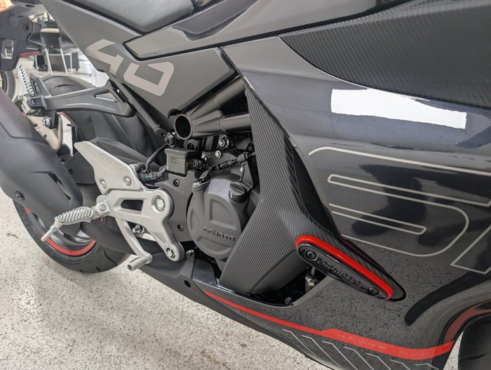 2025 CFMOTO 2025 Cf Moto 450CC 450 SR Black