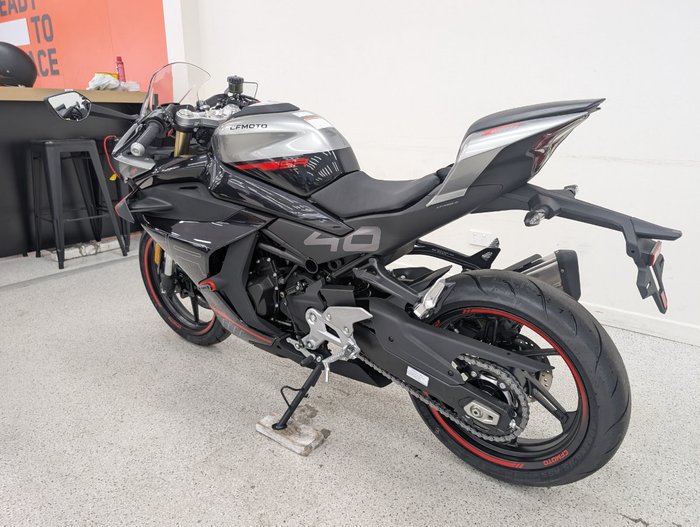 2025 CFMOTO 2025 Cf Moto 450CC 450 SR Black