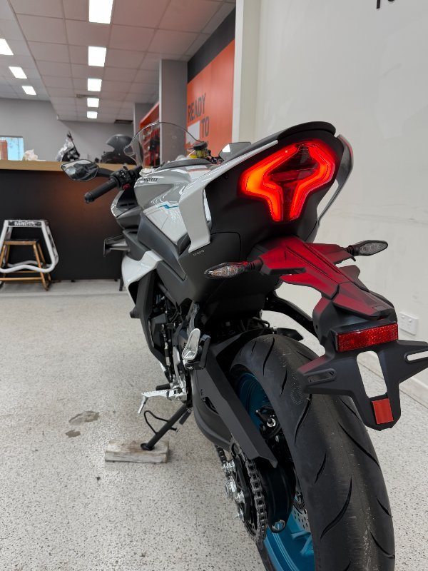 2026 CFMOTO 450 SR S White