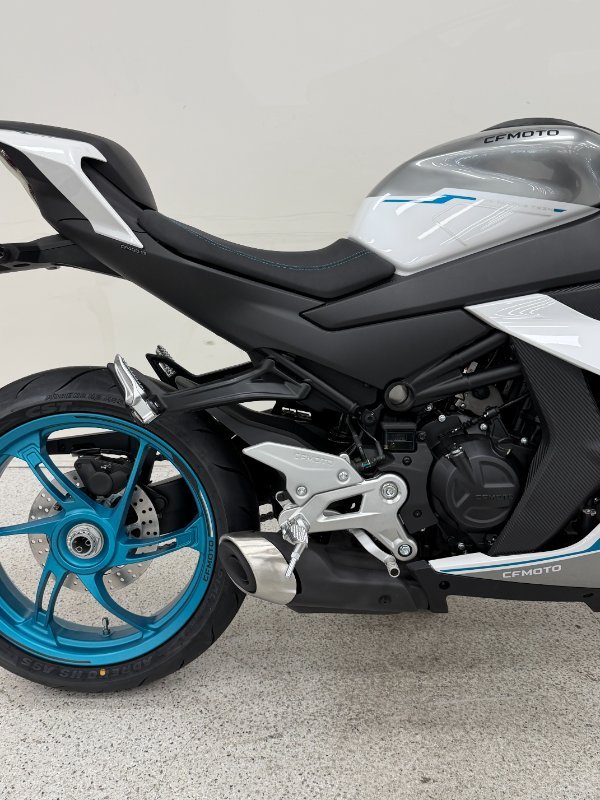 2026 CFMOTO 450 SR S White