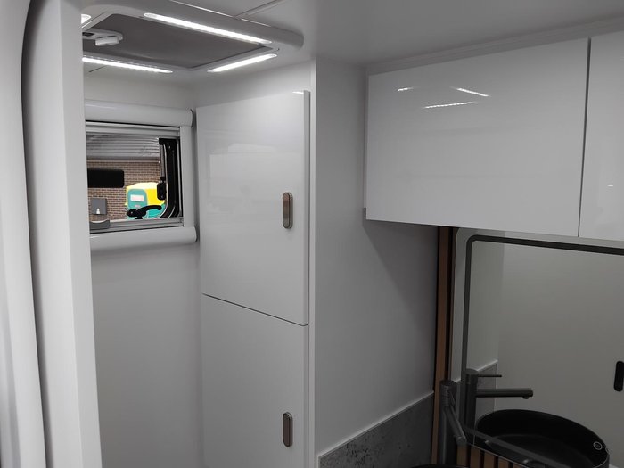 2025 Cadillac RV Poseidon Couples 20.6Ft With King Bed And Off-Road Pack