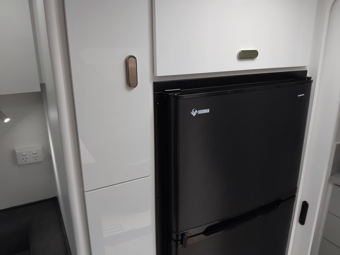 2025 Cadillac RV Poseidon Couples 20.6Ft With King Bed And Off-Road Pack