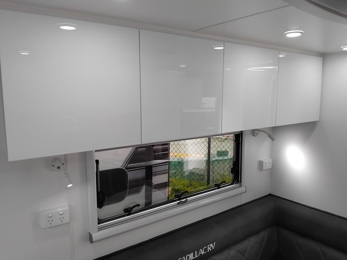 2025 Cadillac RV Poseidon Couples 20.6Ft With King Bed And Off-Road Pack