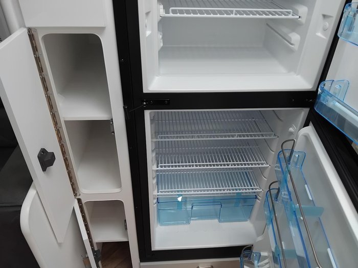 2025 Cadillac RV Poseidon Couples 20.6Ft With King Bed And Off-Road Pack