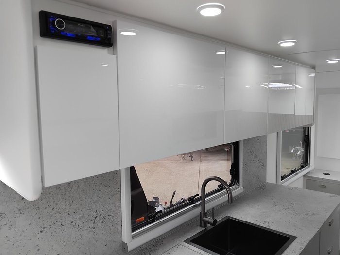 2025 Cadillac RV Poseidon Couples 20.6Ft With King Bed And Off-Road Pack