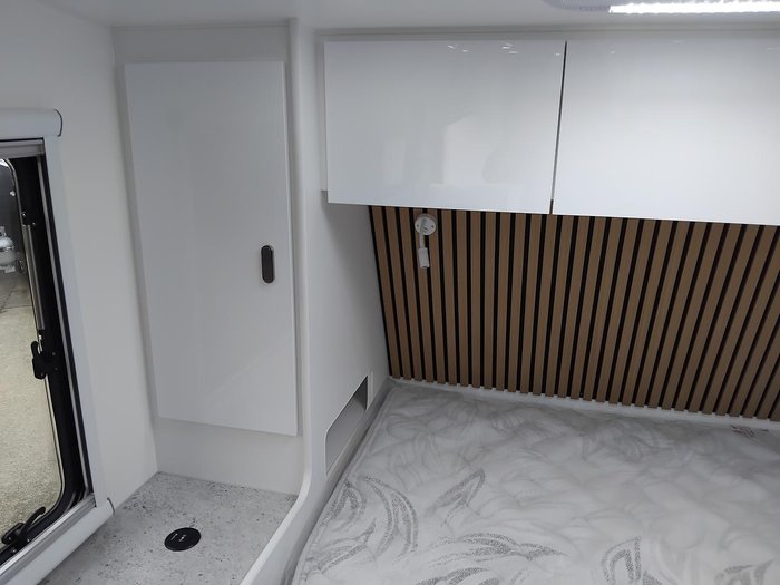 2025 Cadillac RV Poseidon Couples 20.6Ft With King Bed And Off-Road Pack