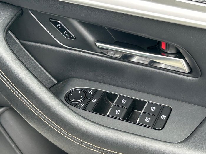 2025 Mazda CX-60 P50e Evolve