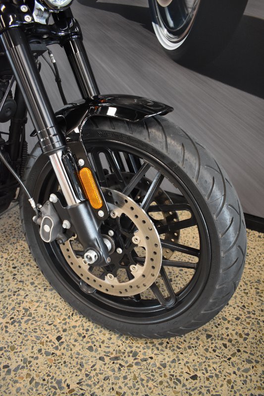 2016 HARLEY-DAVIDSON XC1200CX ROADSTER