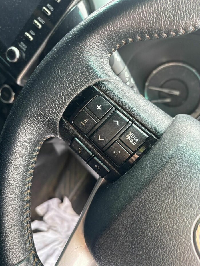 2021 Toyota Hilux SR5