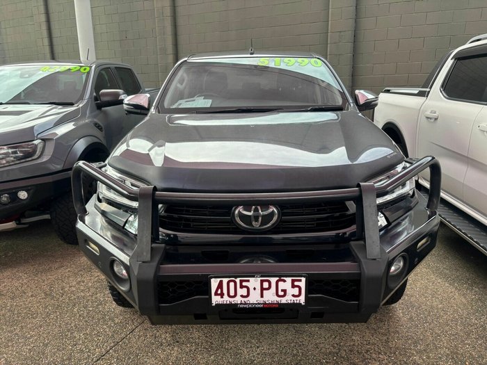 2021 Toyota Hilux SR5