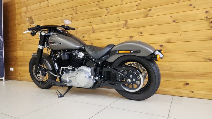 2018 HARLEY-DAVIDSON FLSL SOFTAIL SLIM