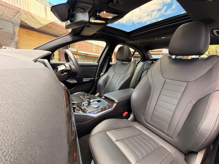 2021 BMW 3 Series 330i M Sport