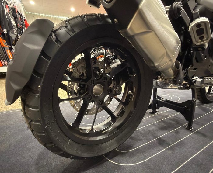 2025 BMW R 1300 GS Adventure Trophy