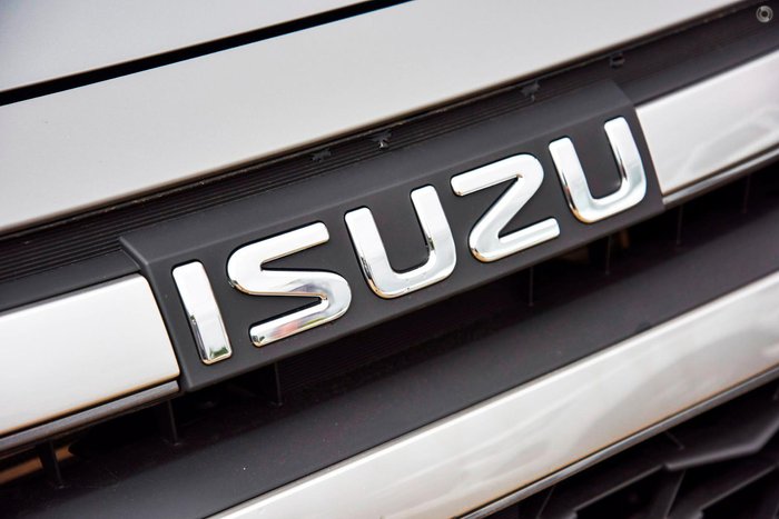 2025 Isuzu D-MAX LS-U