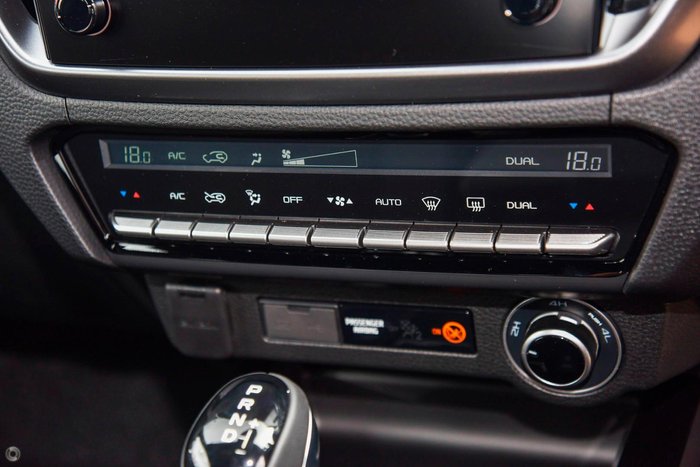 2025 Isuzu D-MAX LS-U