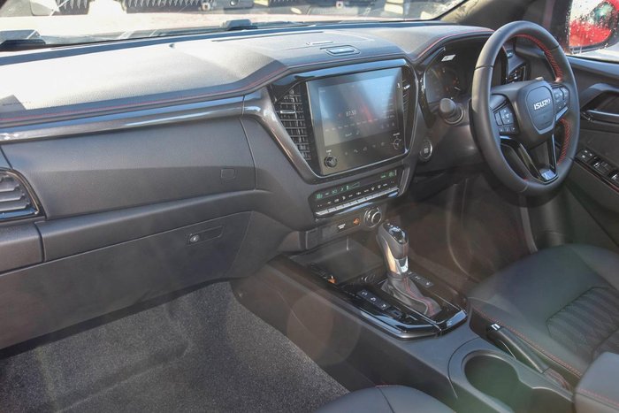 2025 Isuzu D-MAX X-TERRAIN