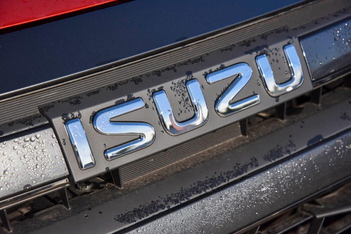 2025 Isuzu D-MAX X-TERRAIN