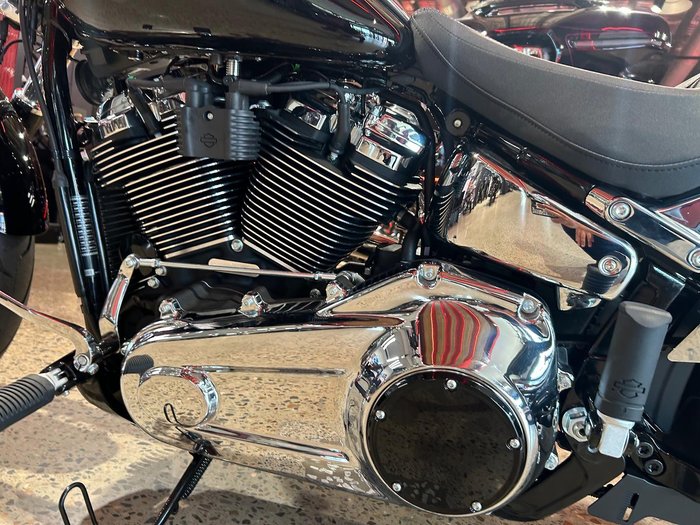2025 Harley-Davidson Breakout 117 (FXBR) Softail Black