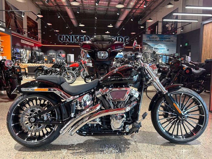2025 Harley-Davidson Breakout 117 (FXBR) Softail Black