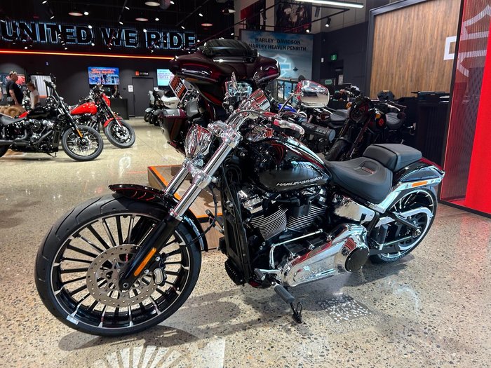 2025 Harley-Davidson Breakout 117 (FXBR) Softail Black