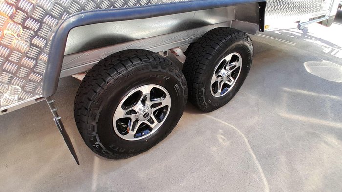 2025 Explorex Numbat 5.4M Tandem 5.4