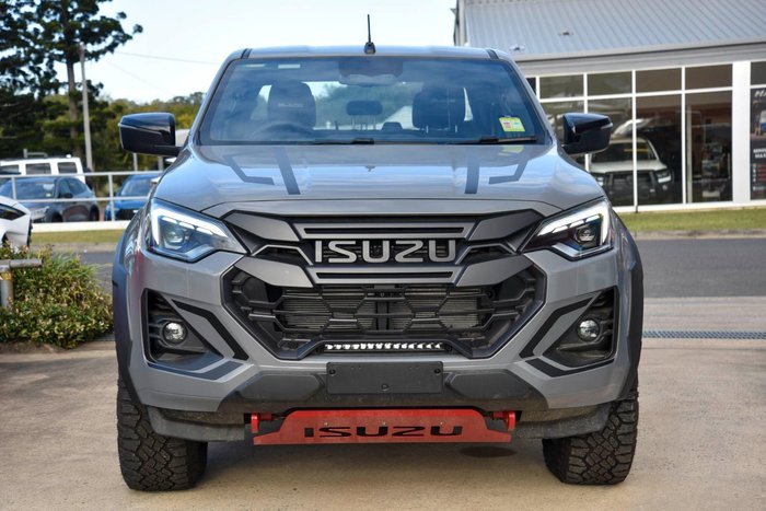2025 Isuzu D-MAX BLADE