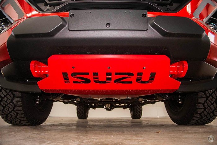 2025 Isuzu D-MAX BLADE