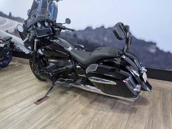 2021 BMW Motorrad R 18 B DELUXE Black