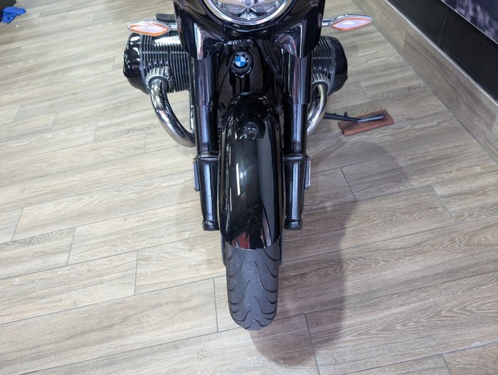 2021 BMW Motorrad R 18 B DELUXE Black