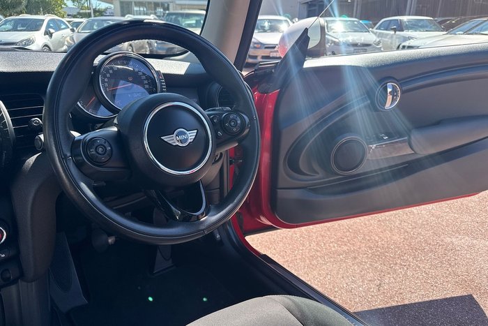 2017 MINI Hatch Cooper