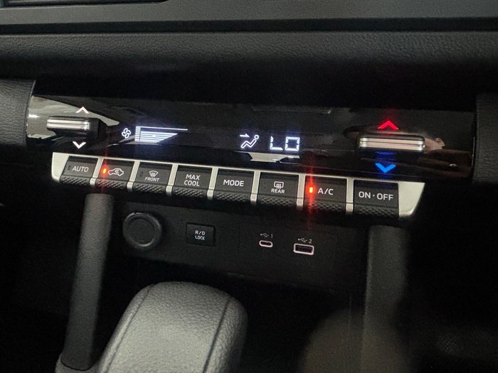 2026 Nissan Navara SL D27 MY26 4X4 Dual Range Boulder Grey