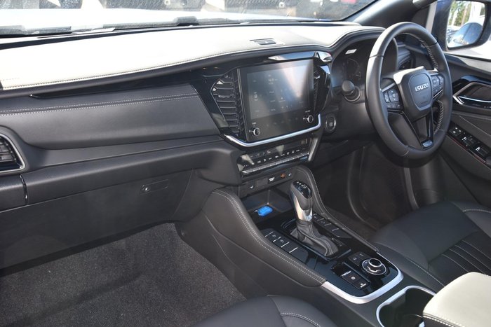 2025 Isuzu MU-X LS-T