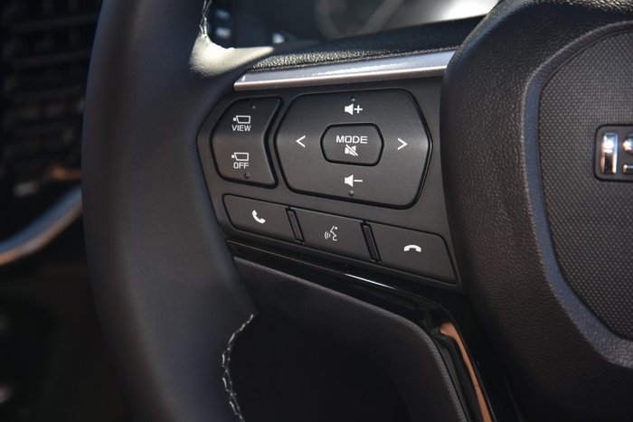 2025 Isuzu MU-X LS-T