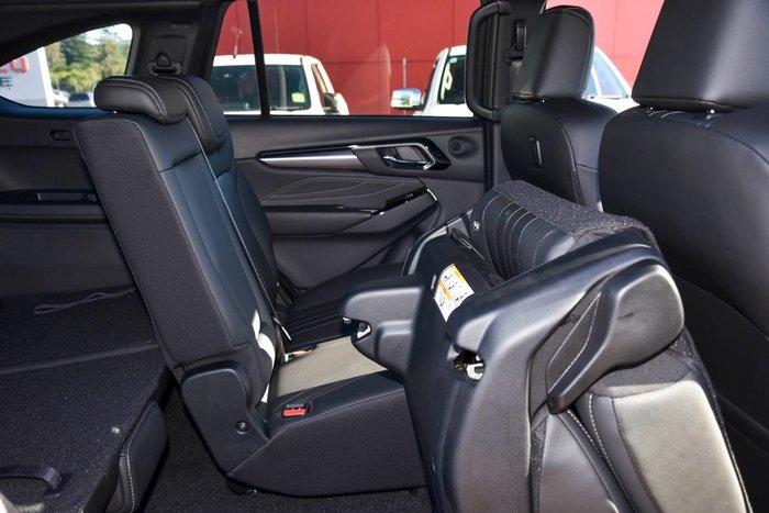 2025 Isuzu MU-X LS-T